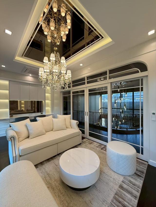 ขายหรือให้เช่าบ้านเดี่ยวสุดหรู 2 ชั้น แกรนด์บางกอกบูเลอวาร์ด กรุงเทพกรีฑา เลี้ยงสัตว์ได้ ตกแต่งจัดเต็ม คลองสามประเวศ เขตลาดกระบัง 10