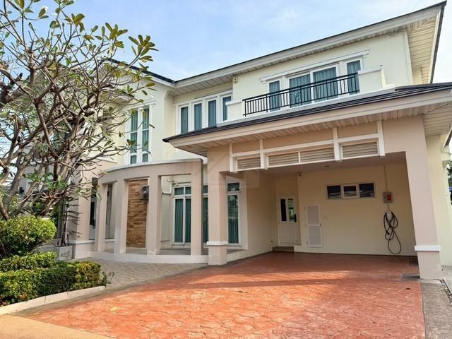 PB5970ขายบ้านเดี่ยว หมู่บ้านเพอร์เฟค มาสเตอร์พีซ หมู่บ้านอยู่ติดกับห้างโรบินสันลาดกระบัง