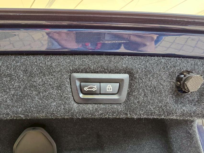 รหัสรถ WMT1180 BMW 520d M Sport LCI G30 ปี 2023  16