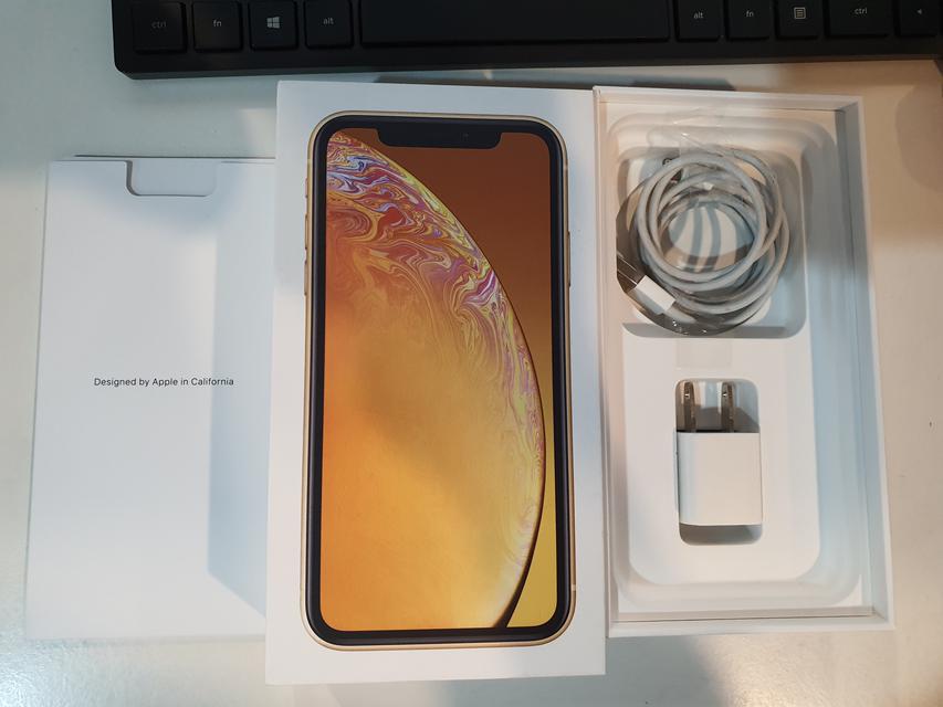 Iphone XR 64GB สีเหลือง 4