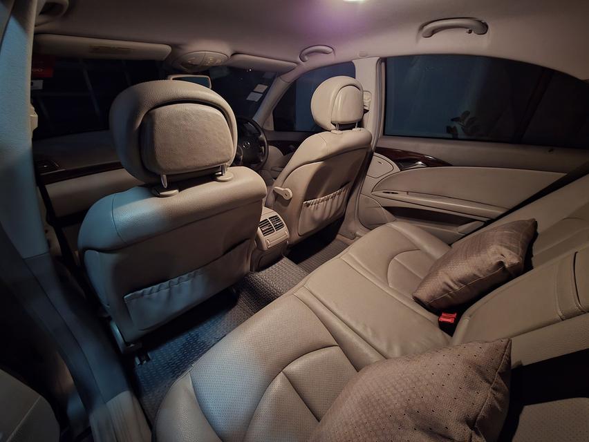 รถเบ็นซ์ e220 CDI ดีเซลออกห้าง มือเดียว รถบ้านสภาพดี  ในกทม รูปที่ 2