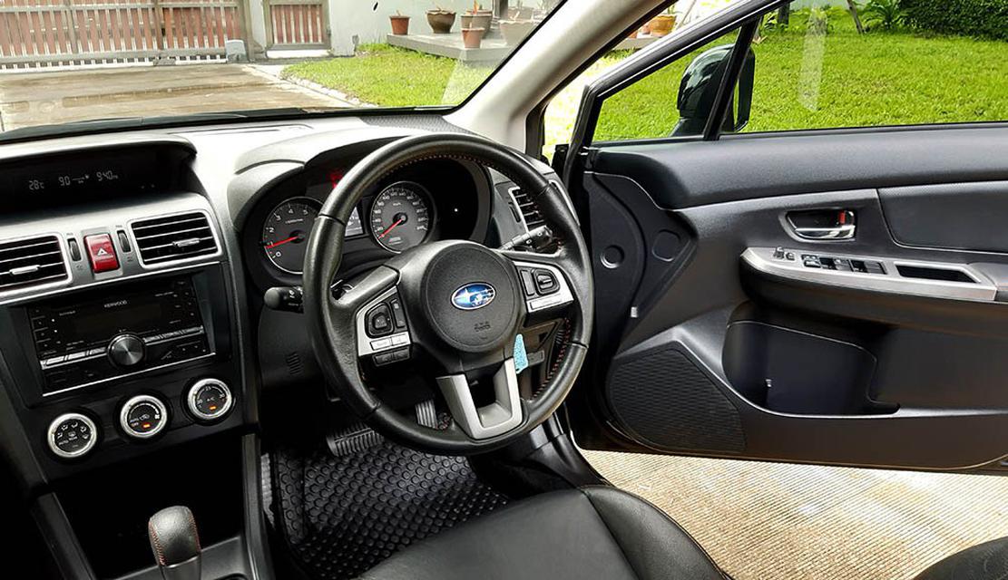 2016 Subaru XV 2.0i 4WD สีดำ 4