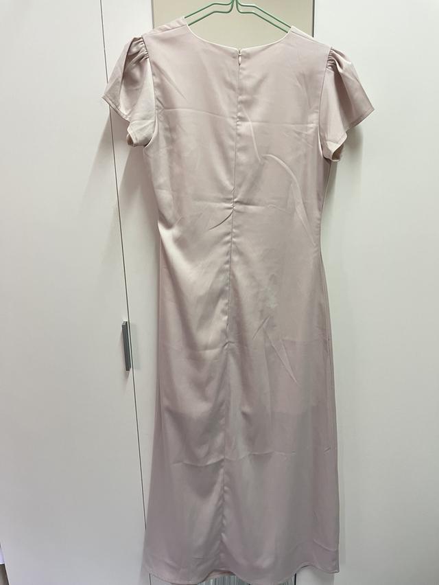 ชุดเดรสออกงาน ชุดราตรี รูปที่ 2