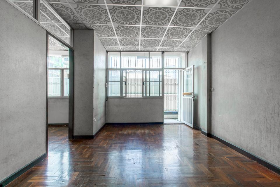 บ้านทาวน์โฮม 3 ชั้นบน “ทำเลที่หาไม่ได้แล้ว” กลางสาทร-เย็นอากาศ-พระราม 4 ซอยศรีบำเพ็ญ 12