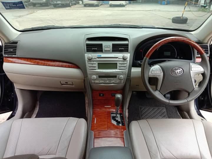 Toyota Camry สีดำ 12