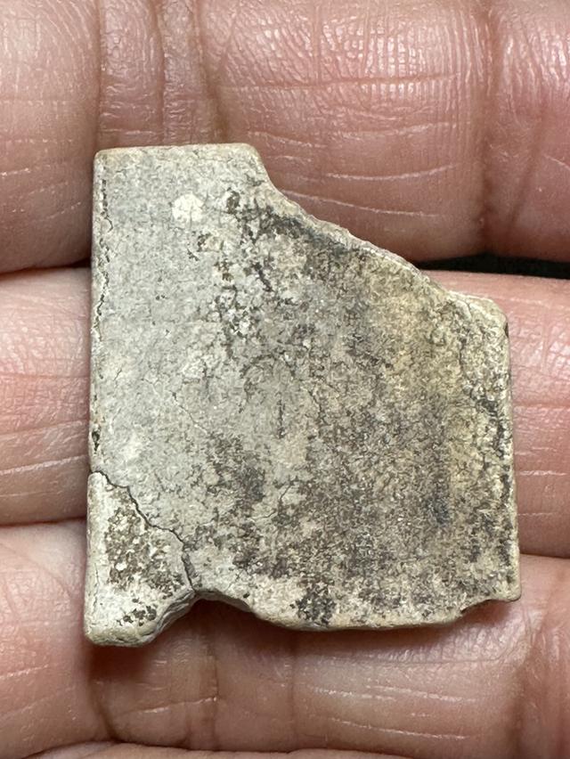 ชิ้นส่วนพระสมเด็จ พิมพ์อกครุฑ รูปที่ 2