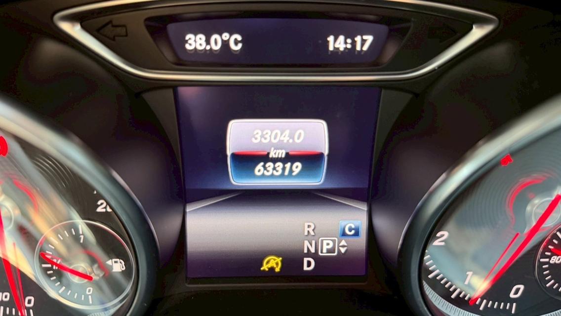 รหัสรถ KPV7036 2020 BENZ GLA 250 AMG Dynamic รูปที่ 3
