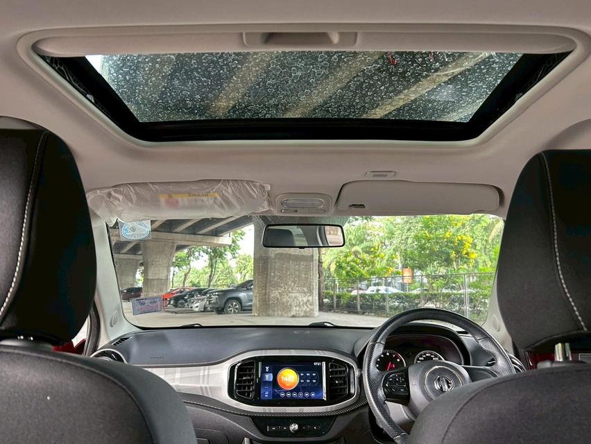 MG 3 1.5 X Sunroof AT ปี 2019 12