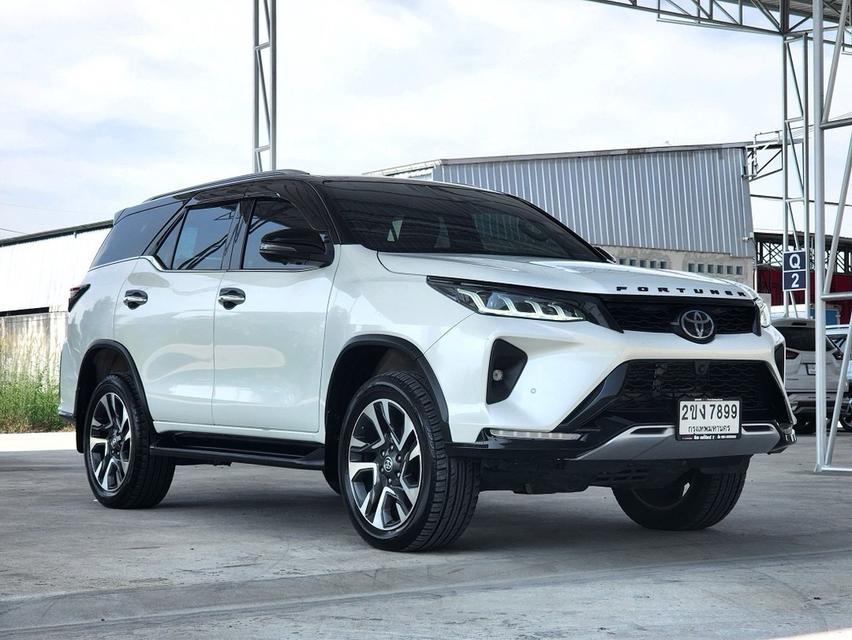  TOYOTA Fortuner 2.4 LEGENDER 4x4 6A/T ปี 2021 