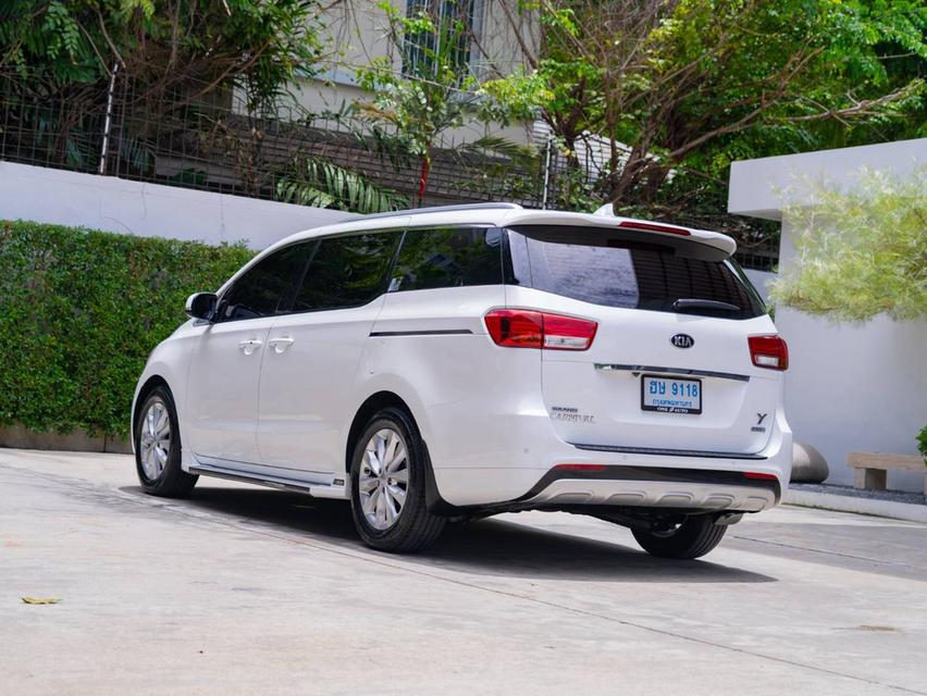 Kia Grand Carnival 2.2 EX ปีจด 2017 รูปที่ 3