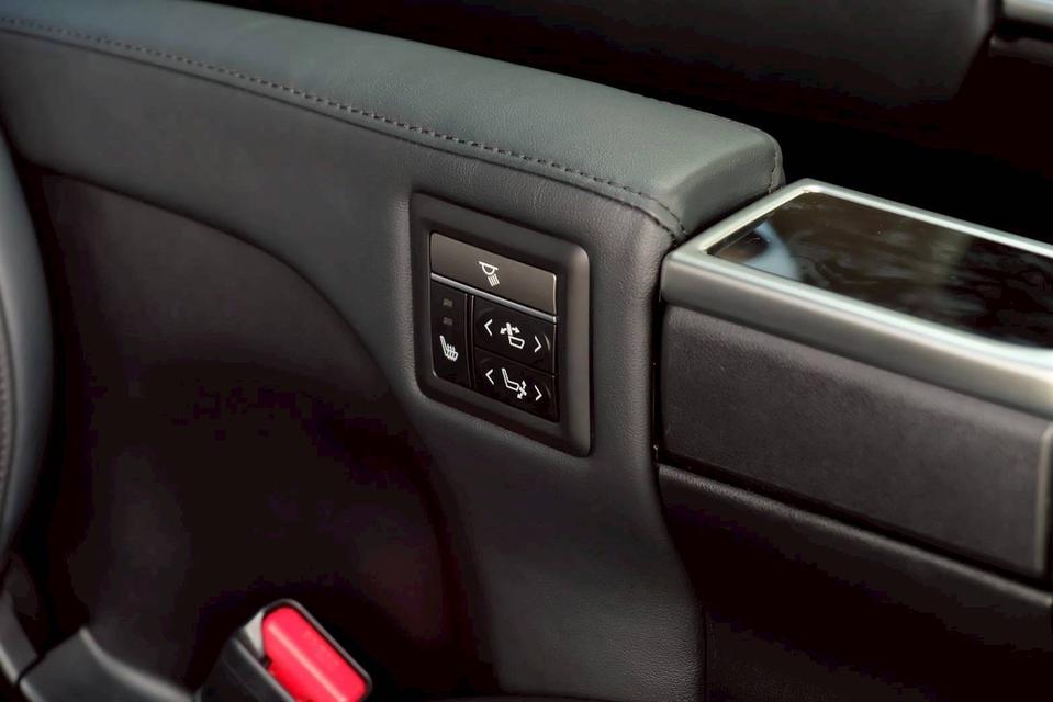 รหัสรถ PR7211 Toyota Vellfire 2.5 CVT Minorchange ปี 2018 13