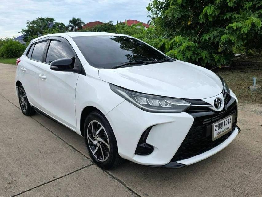 🚗 Toyota Yaris 1.2 Sport ปี 2021💰 ราคา 348,000 บาท✅ ฟรีดาวน์ 0 บาทผ่อนเริ่มต้น• 7,696 บาท/เดือน 60 งวด• 6,941 บาท/เดือน