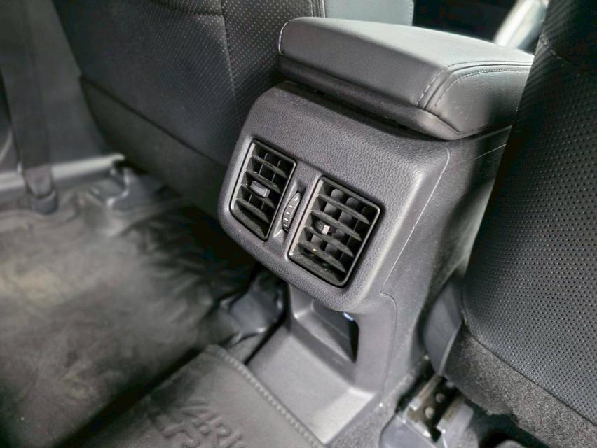 ขาย Toyoya Yaris Corss 1.5e:hev ปี23 18