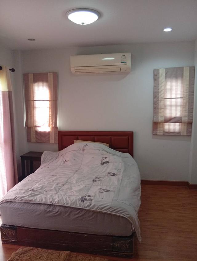 ให้เช่าบ้านเดี่ยว 2 ชั้น หมู่บ้านเมโทรพาร์ค อ่าวอุดม ศรีราชา ชลบุรี 3