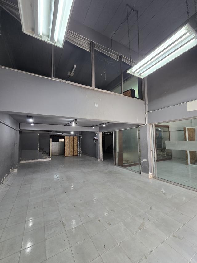 ตึกแถวให้เช่าทำเลดีใกล้ mrt สายสีม่วงและสายสีแดงสถานีบางซ่อน (เพิ่งRenovateใหม่) 6