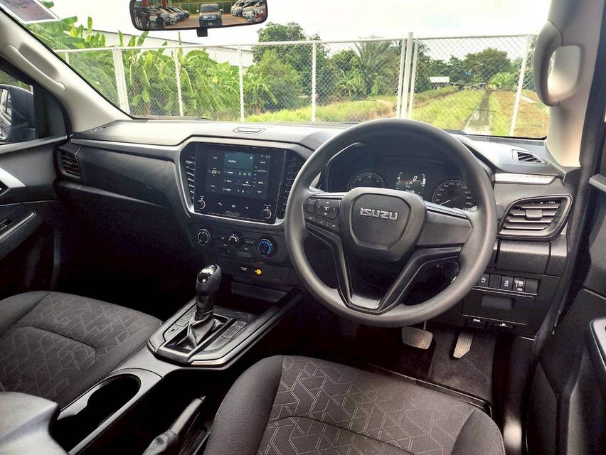Isuzu Dmax Hi-lander 1.9L ปี24 12