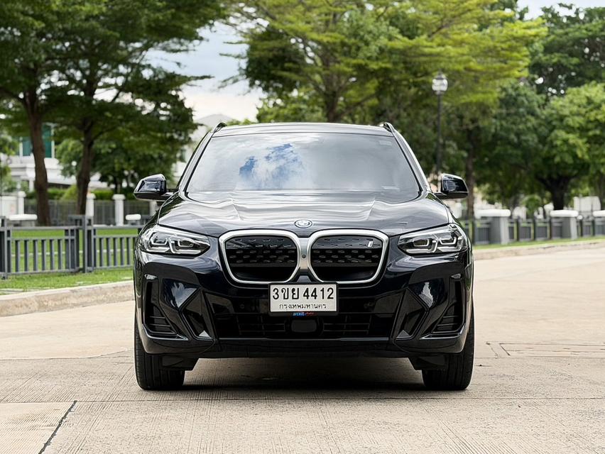 รหัสรถ AVA4412 ⭐️ BMW iX3 M Sport 2022 LCI EV ใช้งานน้อย 7 หมื่นโล BSI วารันตี เหลือยาว รูปที่ 2