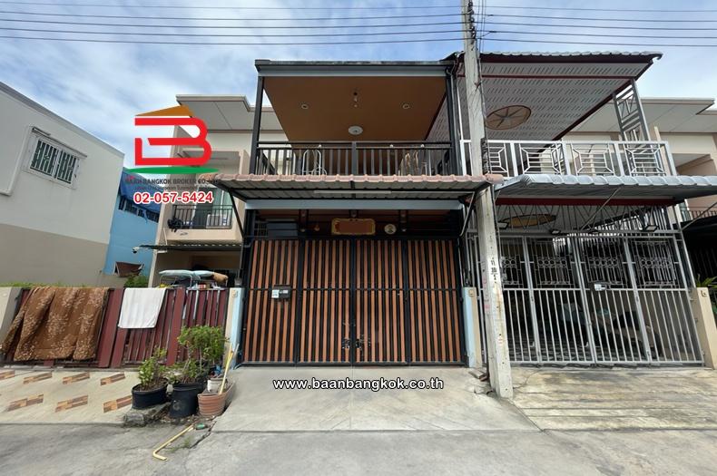 ทาวน์โฮม 2 ชั้น เนื้อที่ 20 ตร.ว. หมู่บ้านตะวันทอง 3 ซอย 2 (ซอยเพชรเกษม 69) ถนนเพชรเกษม แขวงหนองแขม เขตหนองแขม 1