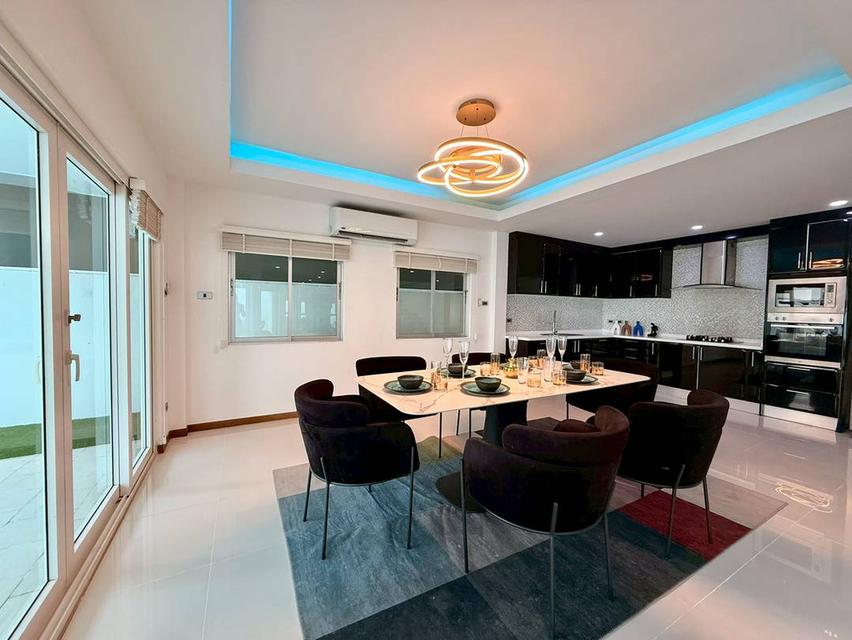 Luxury Pool villa for rent At Jomtien Beach 6