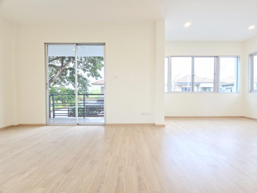 บ้านเดี่ยวหลังริม รีโนเวทสวย Atoll Maldive Palm ใกล้เมกะบางนา 11