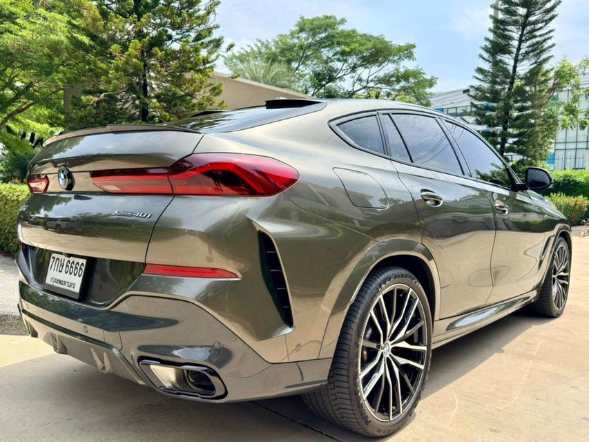 BMW X6 xDrive40i M-Sport Lci 2025 มีไฟแนนซ์เหลือเปลี่ยนสัญญาได้ รูปที่ 5