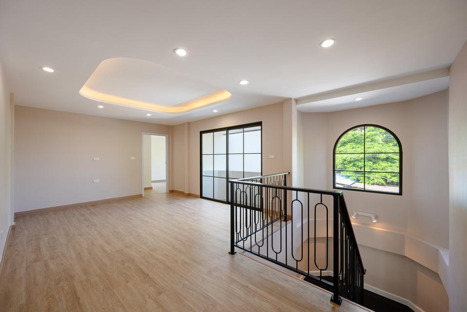 ขายบ้านหรู บางนา - ตราด กม. 12 Windsor Residence at Bangna ใกล้รถไฟฟ้า สถานีบางนา 9