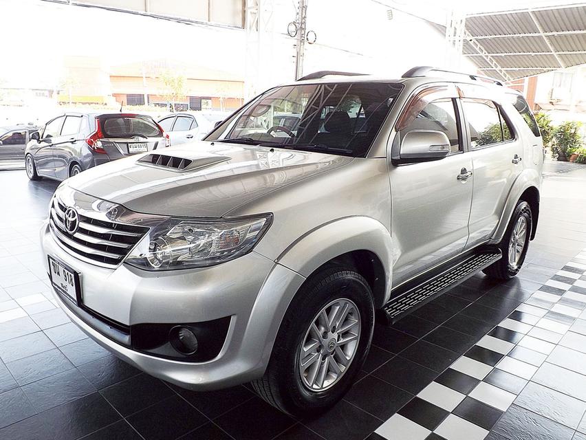 รหัสรถ KCY918 TOYOTA FORTUNER 3.0V NAVIGATOR AUTO ปี 2013 สีเทา รูปที่ 6
