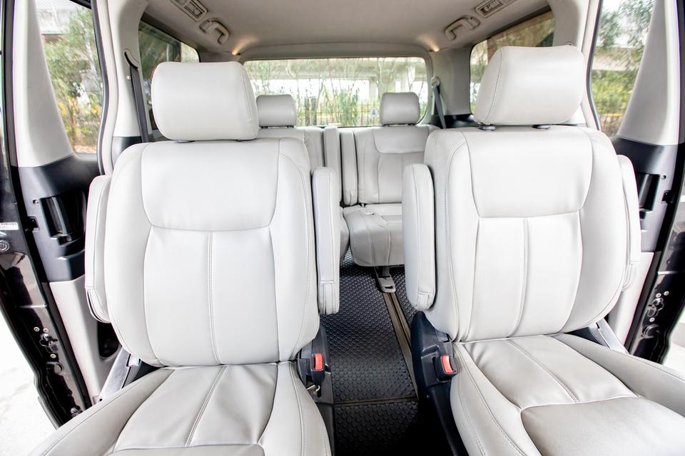 TOYOTA ALPHARD 2.4 G Sunroof ปี 2005 สภาพดี 10