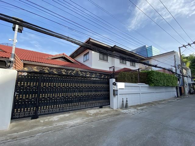 รหัสC6773 ให้เช่าบ้านเดี่ยว 2 ชั้น ซอยอารีย์สัมพันธ์-6 ถนนพระราม-6 พหลโยธิน 5 ใกล้รถไฟฟ้า BTS อารีย์ 1
