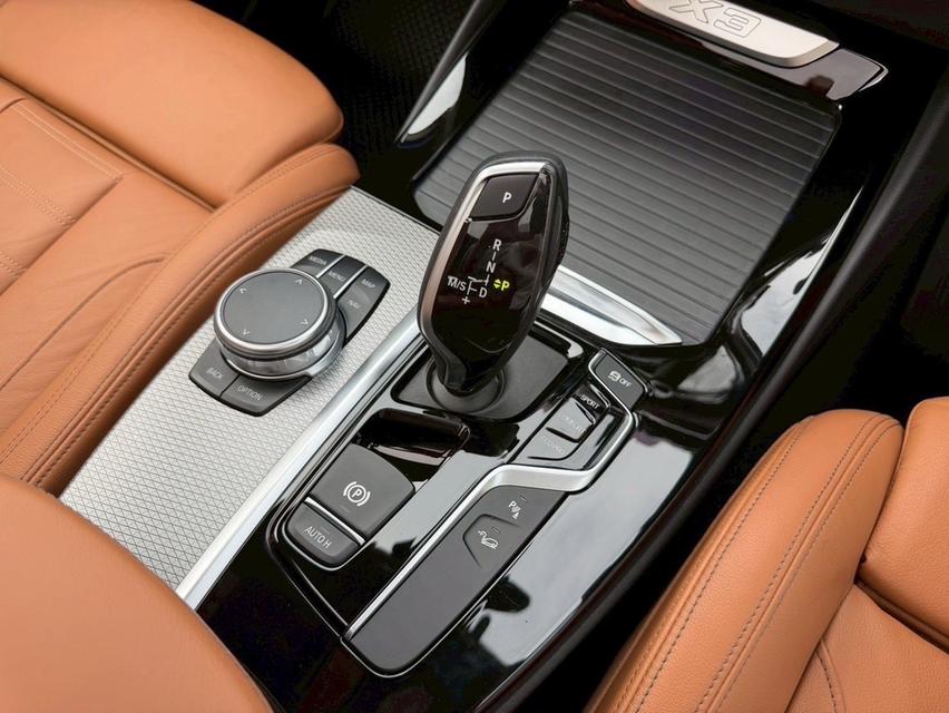 รหัสรถ AP44 BMW X3 xDrive20d M Sport ปี 20 สีดำ 14