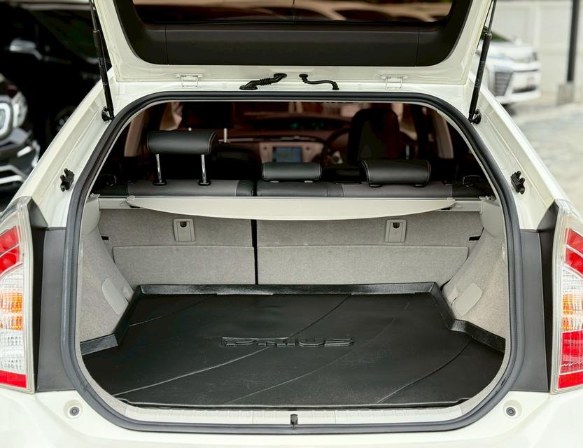 TOYOTA PRIUS 1.8 TOP OPTION 2012 19