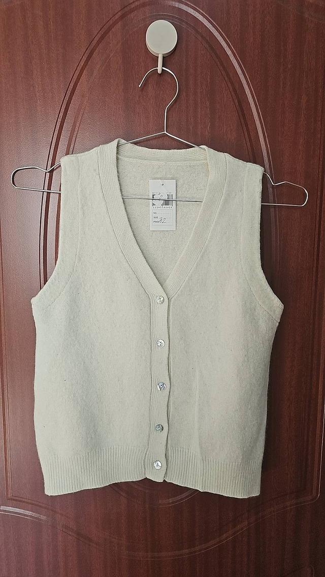 เสื้อกั๊กไหมพรมมือสอง