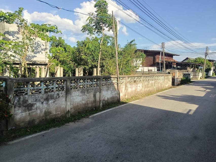 ที่ดินพร้อมสิ่งก่อสร้าง 4