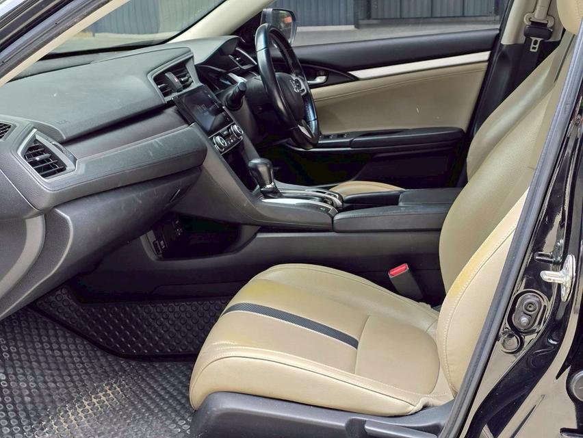 รหัสรถ 12AT4251 HONDA CIVIC 1.8 EL | ปี : 2018 10