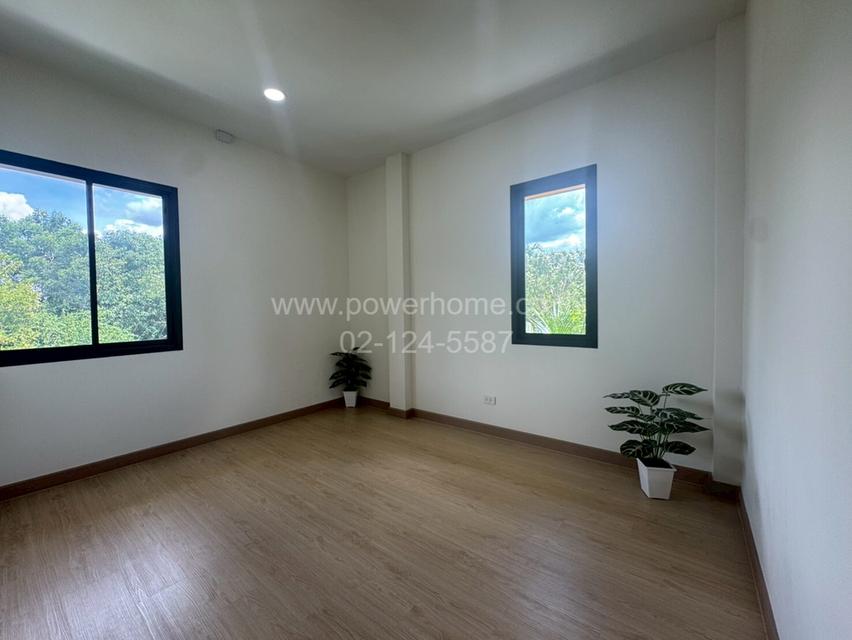 บ้านเดี่ยว 2 ชั้น เนื้อที่ 70.5 ตร.ว. ซอยบางกร่าง 45 ถนนราชพฤกษ์ ต.บางกร่าง อ.เมืองนนทบุรี จ.นนทบุรี 16
