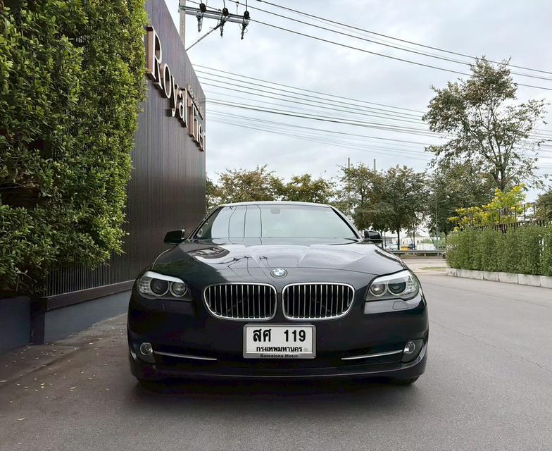 BMW 523i Highline ปี11 จด12รถสวยใช้น้อย เครื่องนิ่ง ช่วงล่างแน่น รถขับดีมาก จอดในร่มตลอด เจ้าของดูแลดี รับรองไม่ผิดหวัง