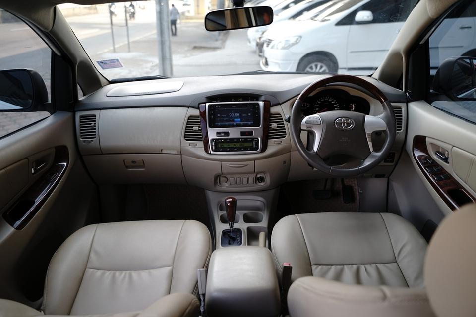 2013 TOYOTA INNOVA 2.0V 12