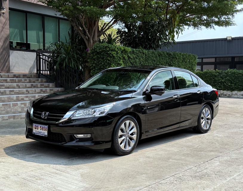 2015 HONDA ACCORD 2.4 EL รถมือเดียว 77,000 กม รถเข้าศูนย์ทุกระยะ ไม่เคยมีอุบัติเหตุครับ