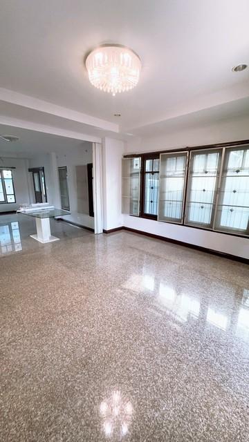 PP427 ขายบ้านเดี่ยว ซอยประดิษฐ์มนูญธรรม 15 ซอยเซ็นทรัลอีสต์วิลล์ ซอยแจ่มเจริญ ออกนาคนิวาส16 ซอยลาดพร้าว 71 3