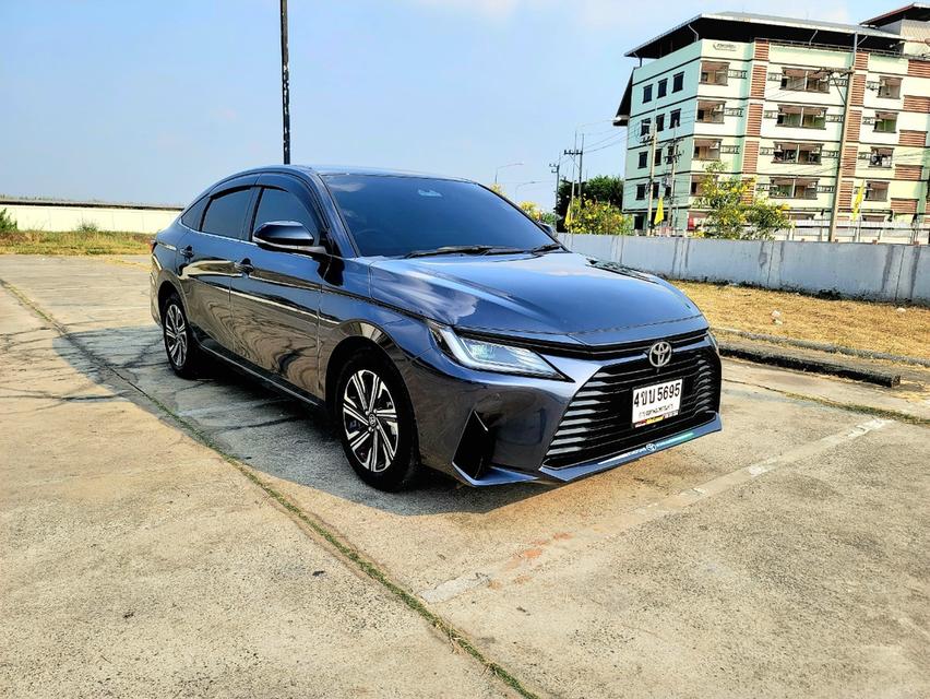 Toyota Yaris Ativ 1.2 Premium Luxury 2023 1