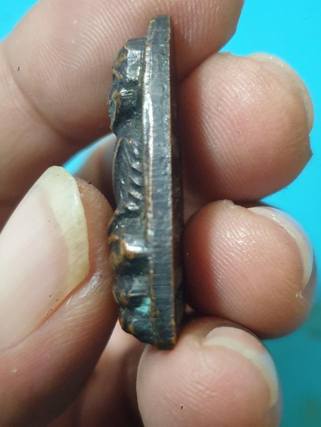 หลวงพ่อทวด หลังหนังสือ วัดช้างให้  ปี24