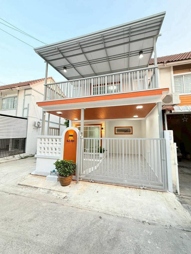 พฤกษา45 ถนนวัดลาดปลาดุกทาวน์เฮ้าส์ 2 ชั้น แปลงมุมกลับรถ ตกแต่งใหม่พร้อมอยู่ ต้นสายรถเมล์ไปตลาดบางใหญ่ อ. บางใหญ่ จ.นนทบุรี 3
