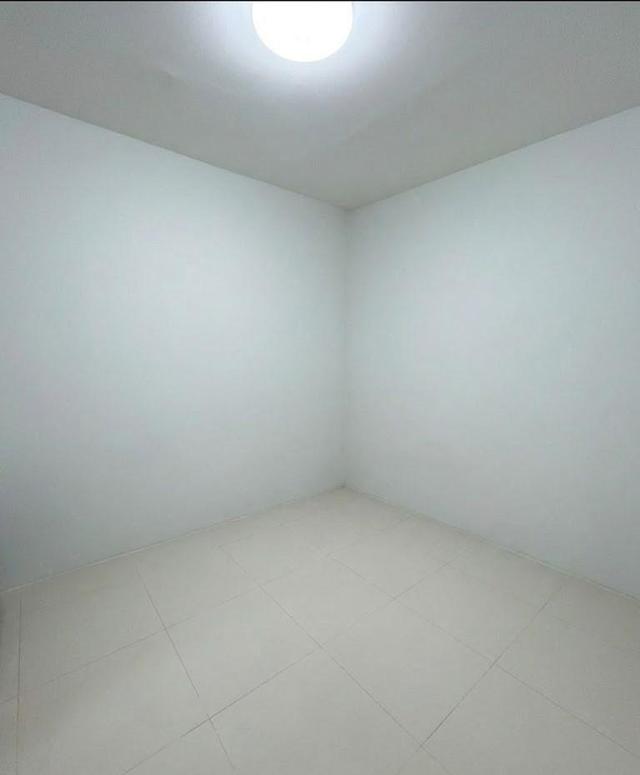 ทาว์โฮม 2 ชั้น 4 ห้องนอน 2 ห้องน้ำ 1ห้องครัว 2 ที่จอดรถ ราคา 1,990,000  บาท 12