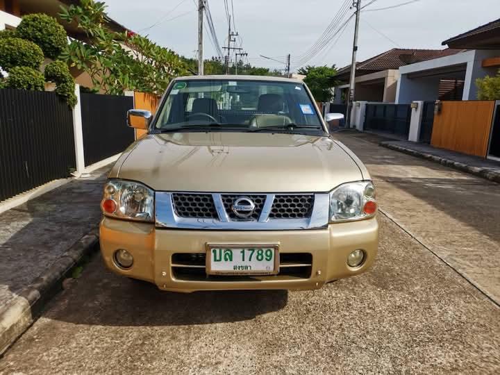 ขายด่วน NISSAN FRONTIER 4