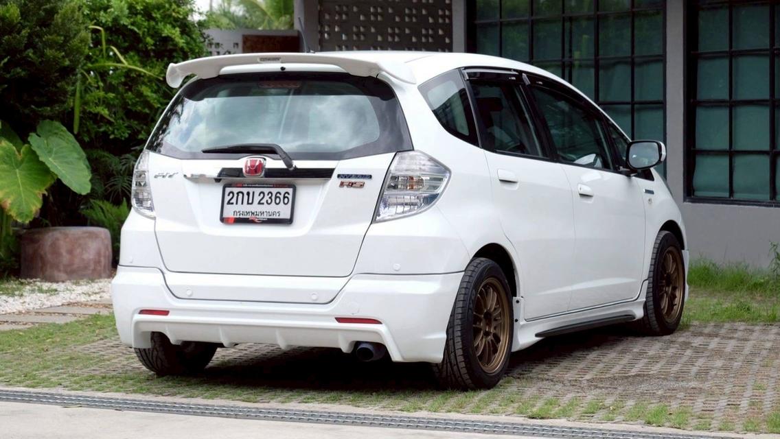 รหัสรถ KN2366 HONDA JAZZ GE HYBRID  6