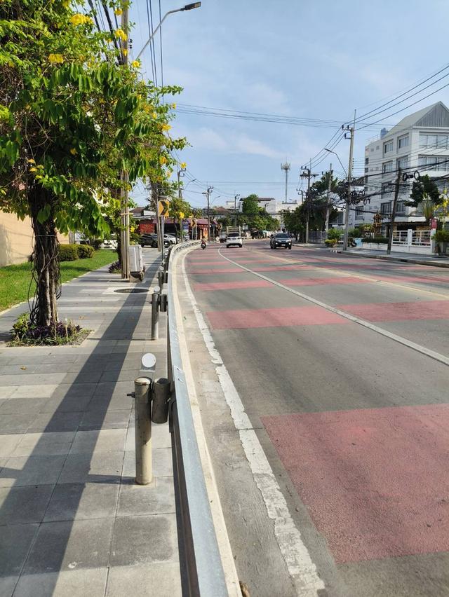 ขายที่ดินเปล่าถมแล้วติดถนนนวลจันทร์ กรุงเทพมหานคร 6