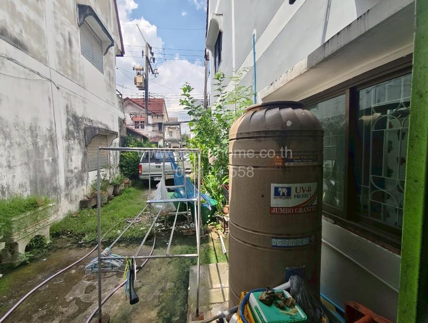 หมู่บ้านพกบัณฑิตแลนด์ แอนด์ เฮ้าส์ ถนนลำลูกกา ต.คูคต อ.ลำลูกกา จ.ปทุมธานี 18