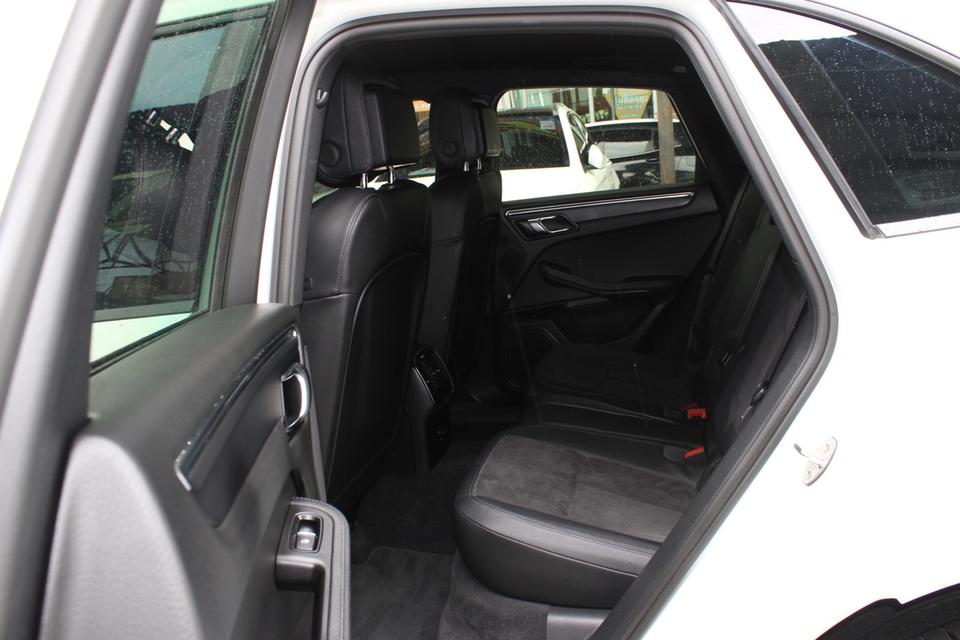 2015 PORSCHE MACAN 2.0 PDK  13