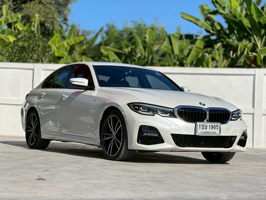 ปี 2020 BMW SERIES 3, 330e M SPORTโฉม G20 ปี18-ปัจจุบัน (จดทะเบียน 2021)สีขาว ไมล์แท้ 92,126 km. เซอร์วิสศูนย์ทุกระยะ