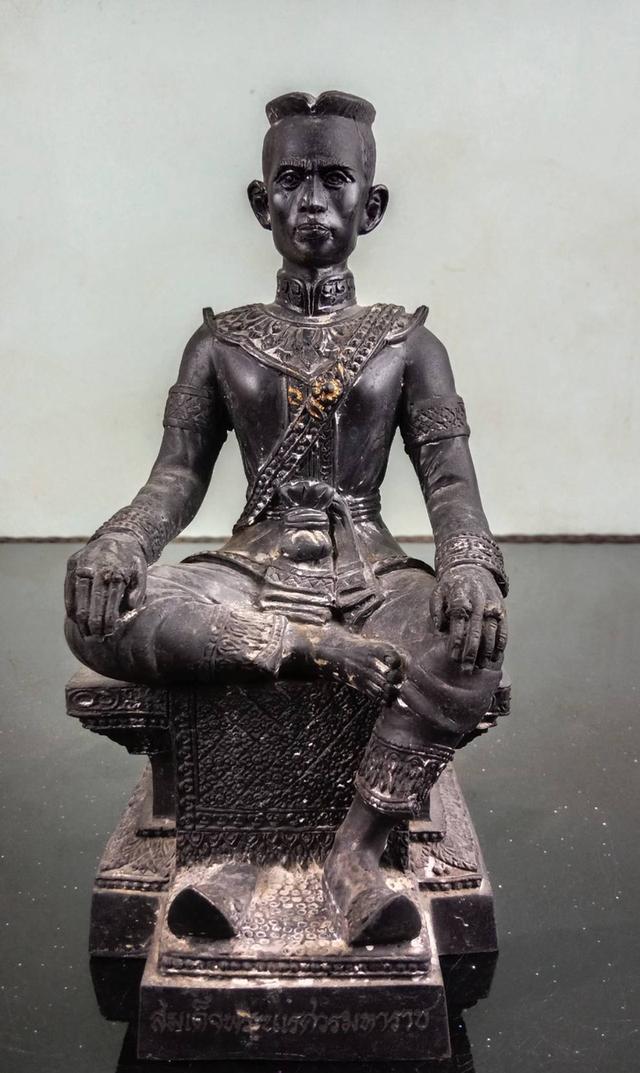 748.พระบรมรูปหล่อสมเด็จพระนเรศวรมหาราช